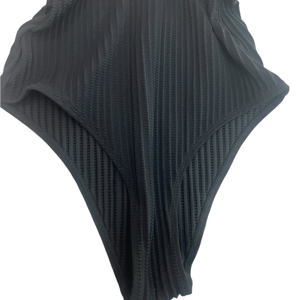 CUPSHE Black Ribbed One-Piece Swimsuit – Adjustable Straps - Small - Picture 11 of 12